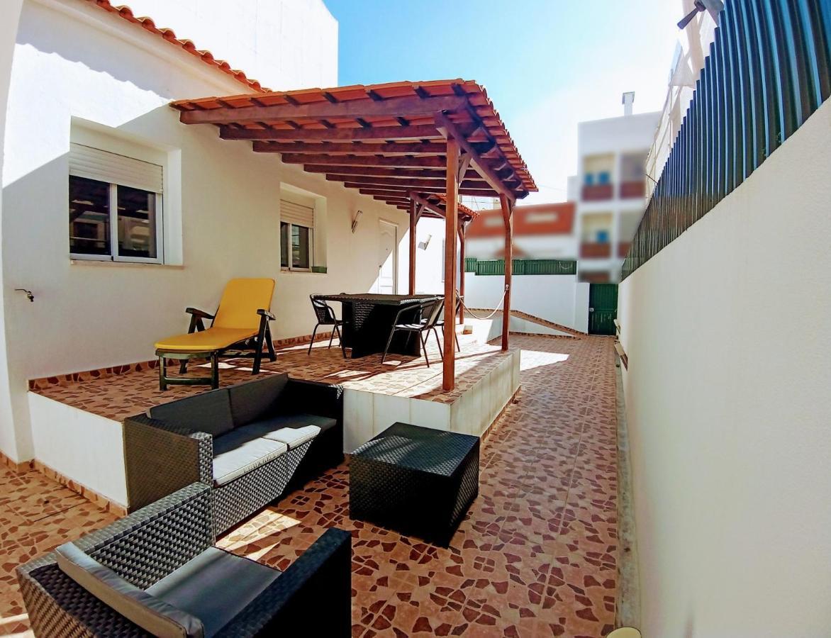 A Casa Da Mila - Beach House Кошта-да-Капарика Экстерьер фото